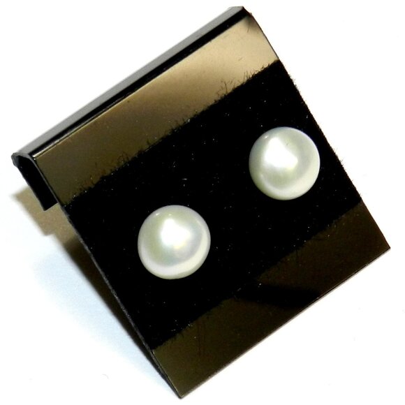White 6mm Round Button Cultured Freshwater Pearl Silver Brass Post Earrings E195 - Picture 4 of 4